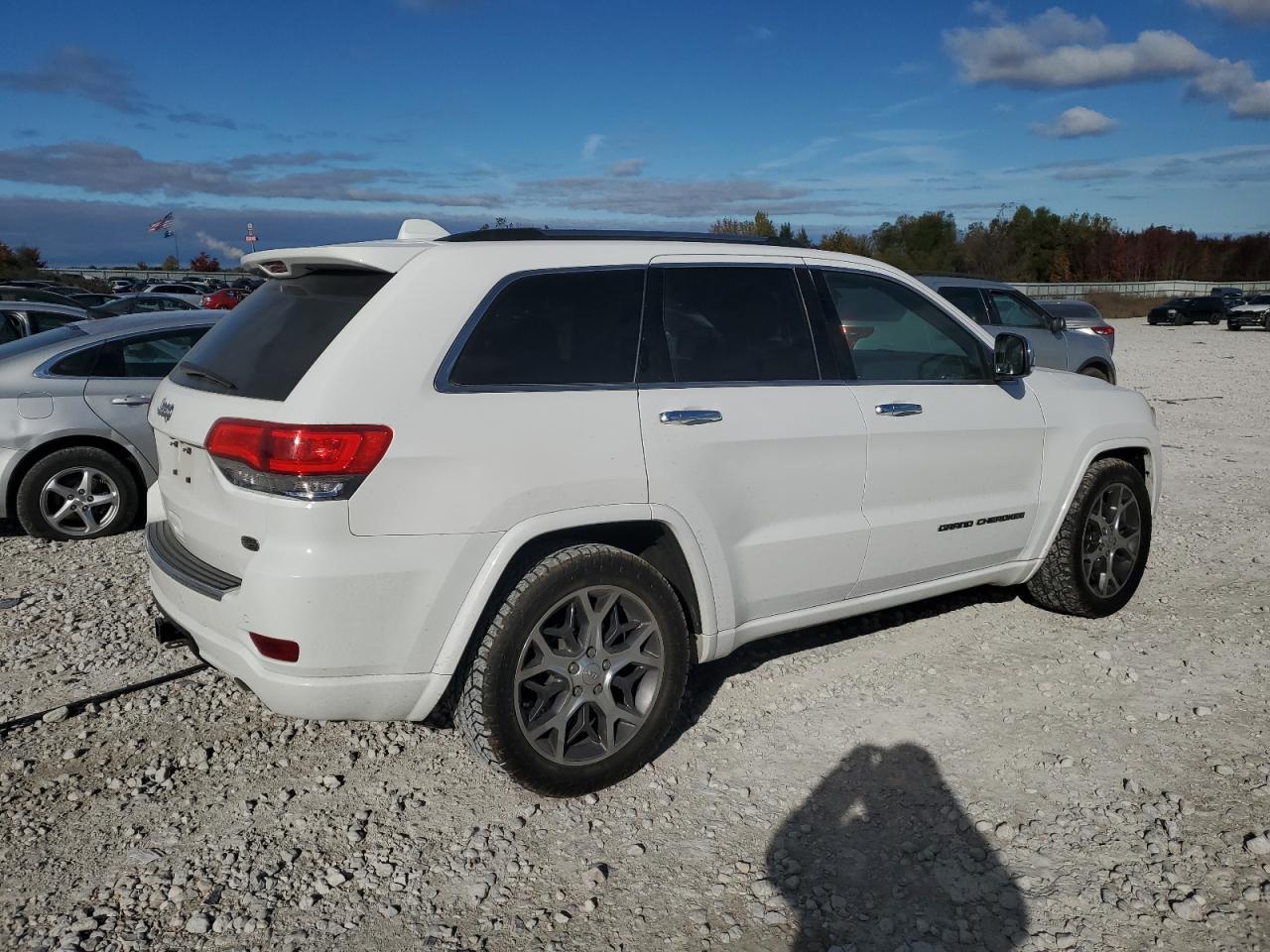 2019 Jeep Grand Cherokee - Image 3