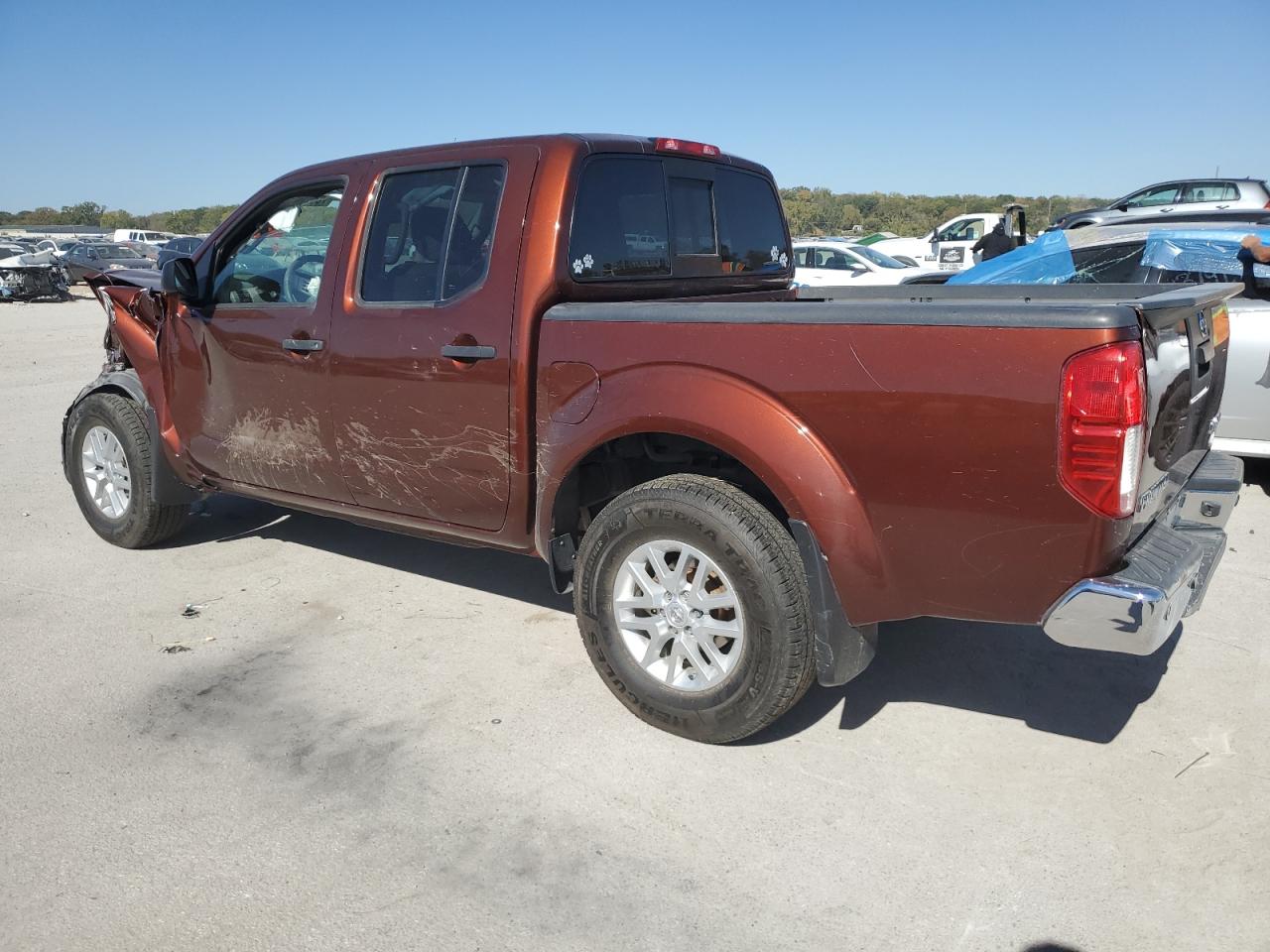 2016 Nissan Navara (Frontier) - Image 2