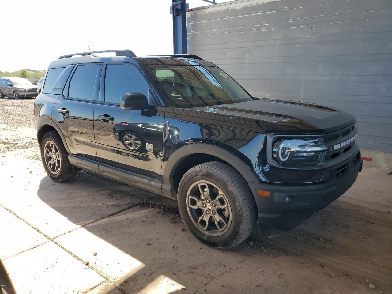 2022 Ford Bronco - Image 4