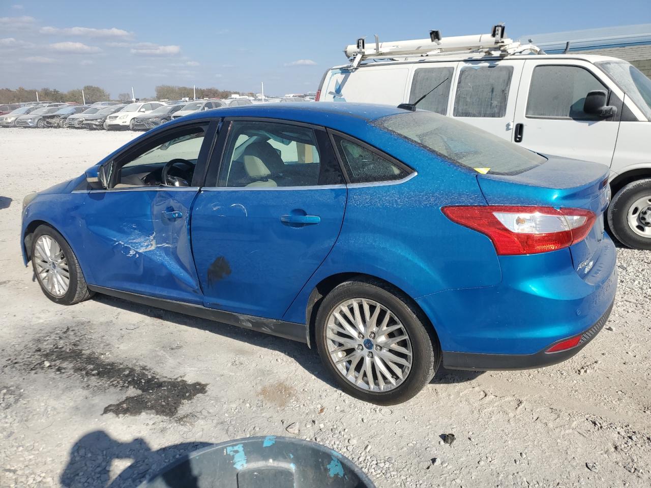 2012 Ford Focus - Image 2