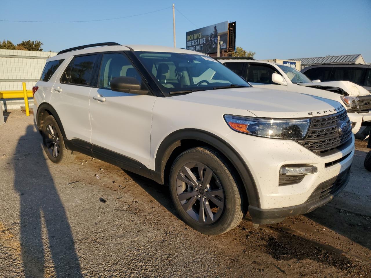 2021 Ford Explorer - Image 4