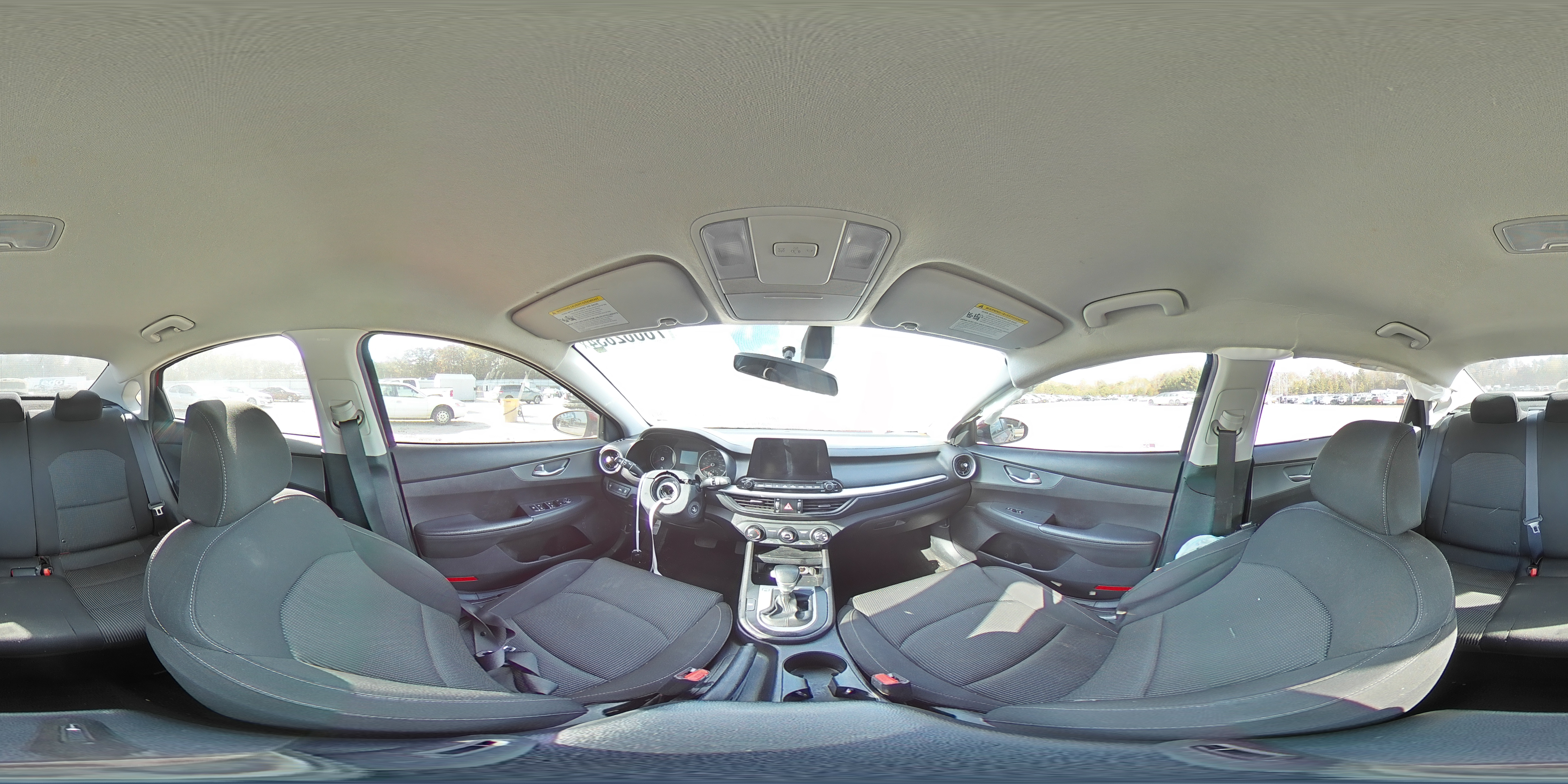 2021 Kia Forte - Image 13