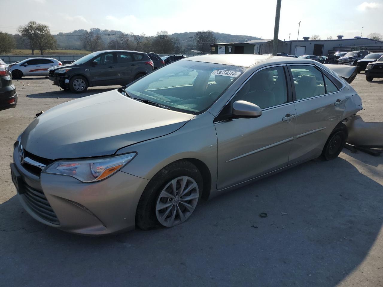 2017 Toyota Camry Le for Sale in Lebanon, TN - Rear End
