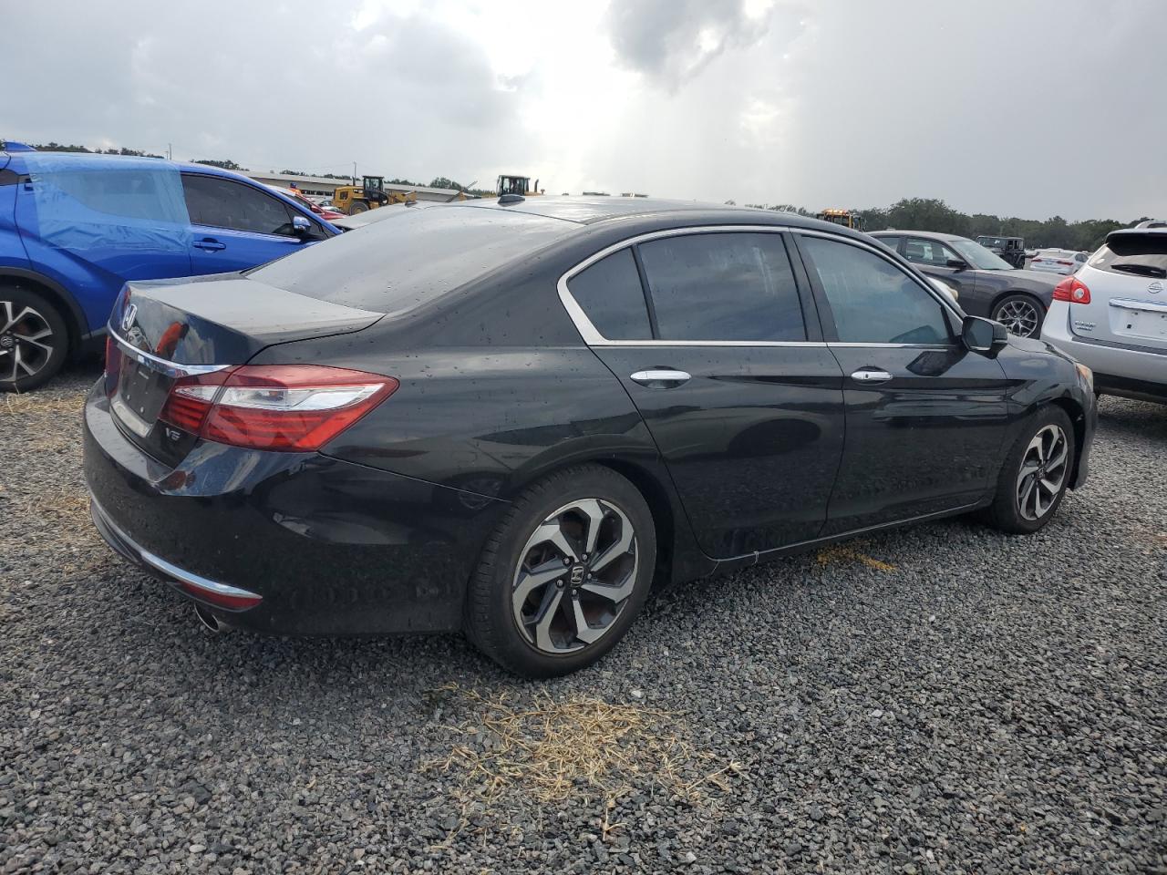 2017 Honda Accord - Image 3