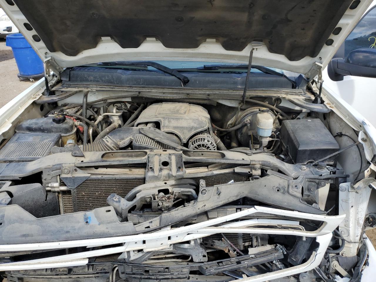 2012 Chevrolet Silverado - Image 11