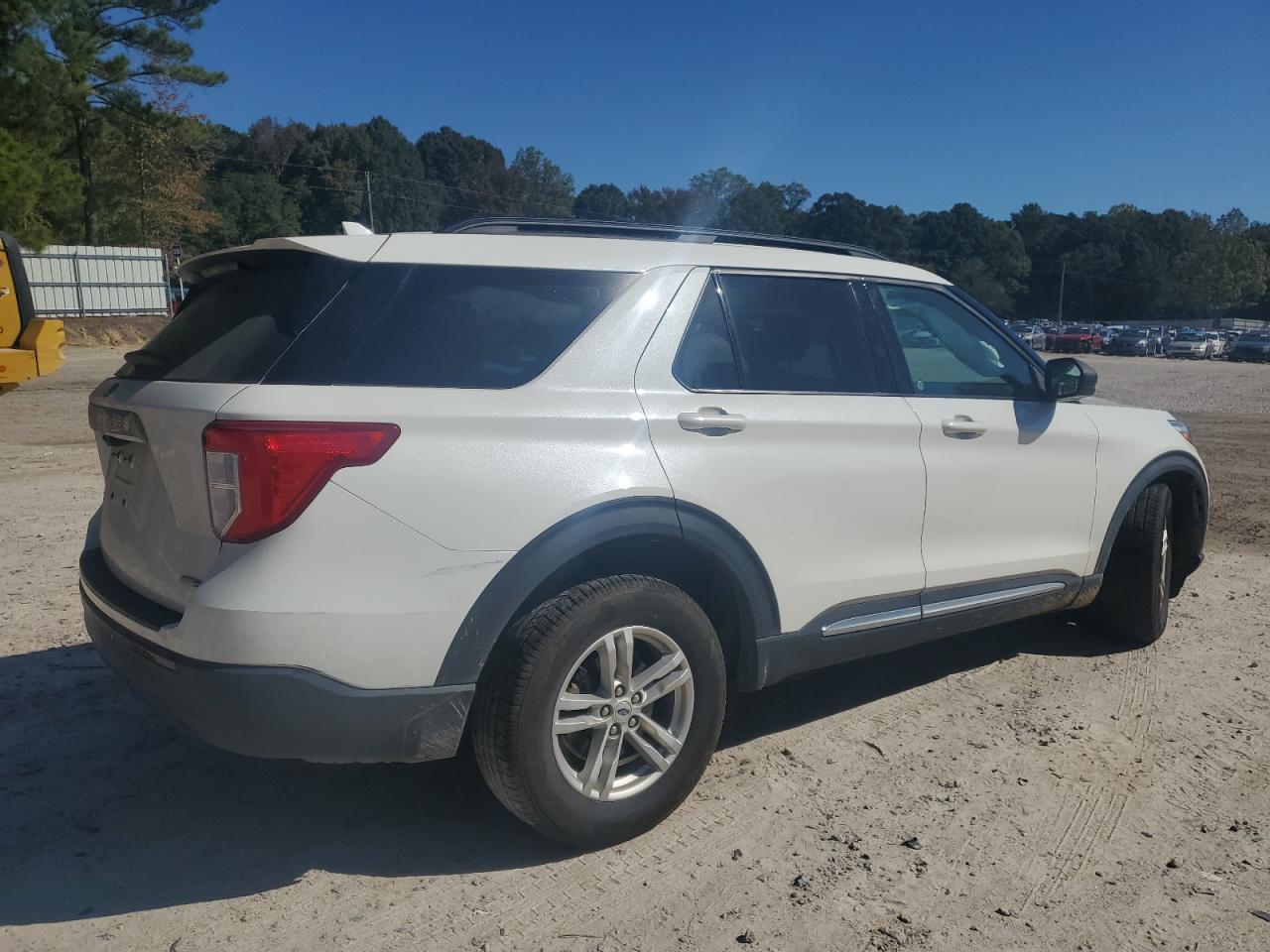 2020 Ford Explorer - Image 3