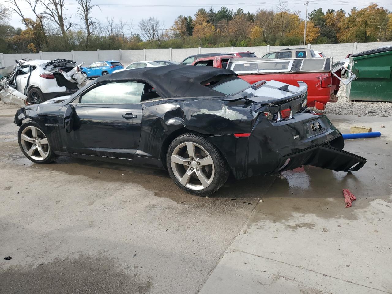 2011 Chevrolet Camaro - Image 2