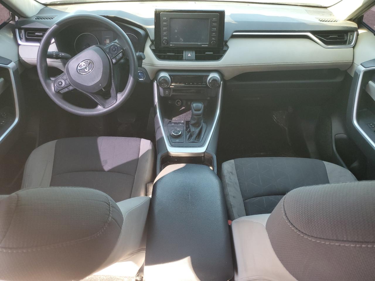 2020 Toyota RAV 4 - Image 8