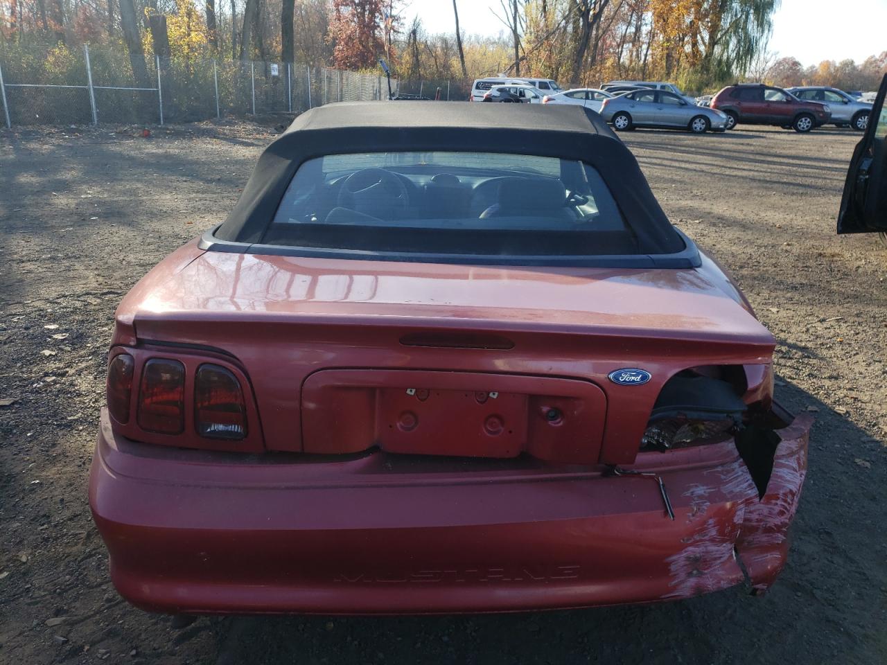 1996 Ford Mustang VIN: 1FALP4441TF169366 Lot: 76482414