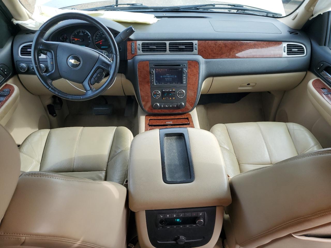 2008 Chevrolet Suburban - Image 8