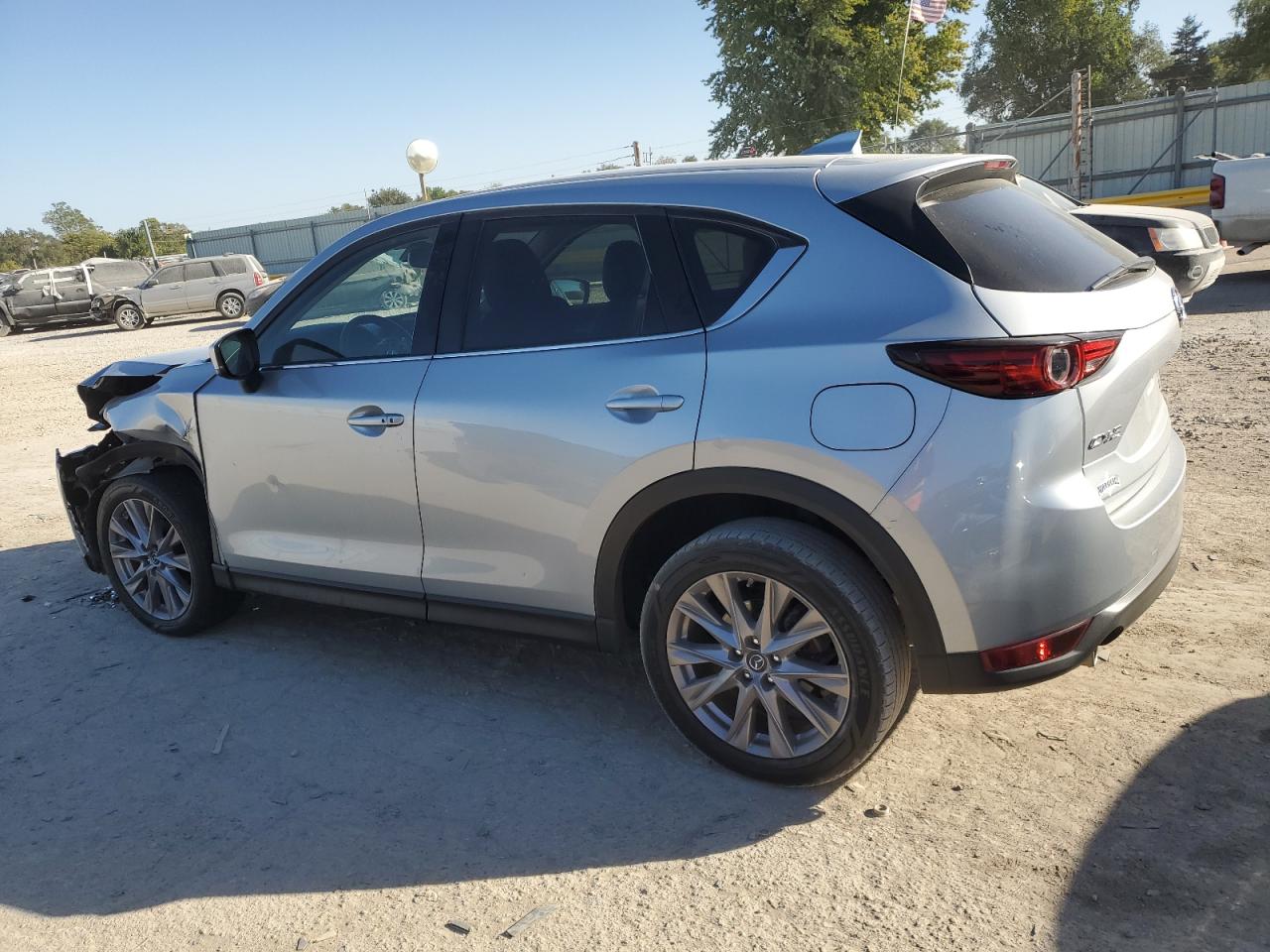 2019 Mazda CX-5 - Image 2