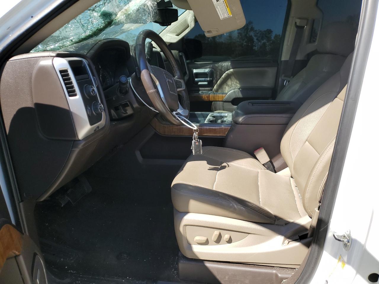 2017 GMC Sierra - Image 7
