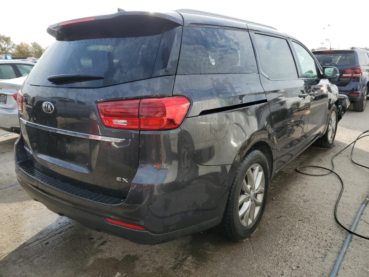 2020 Kia Sedona Lx VIN: KNDMB5C14L6605587 Lot: 77823774