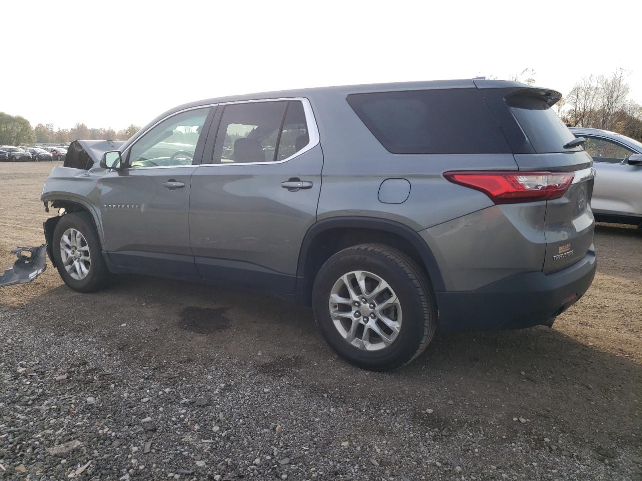 2018 Chevrolet Traverse - Image 2