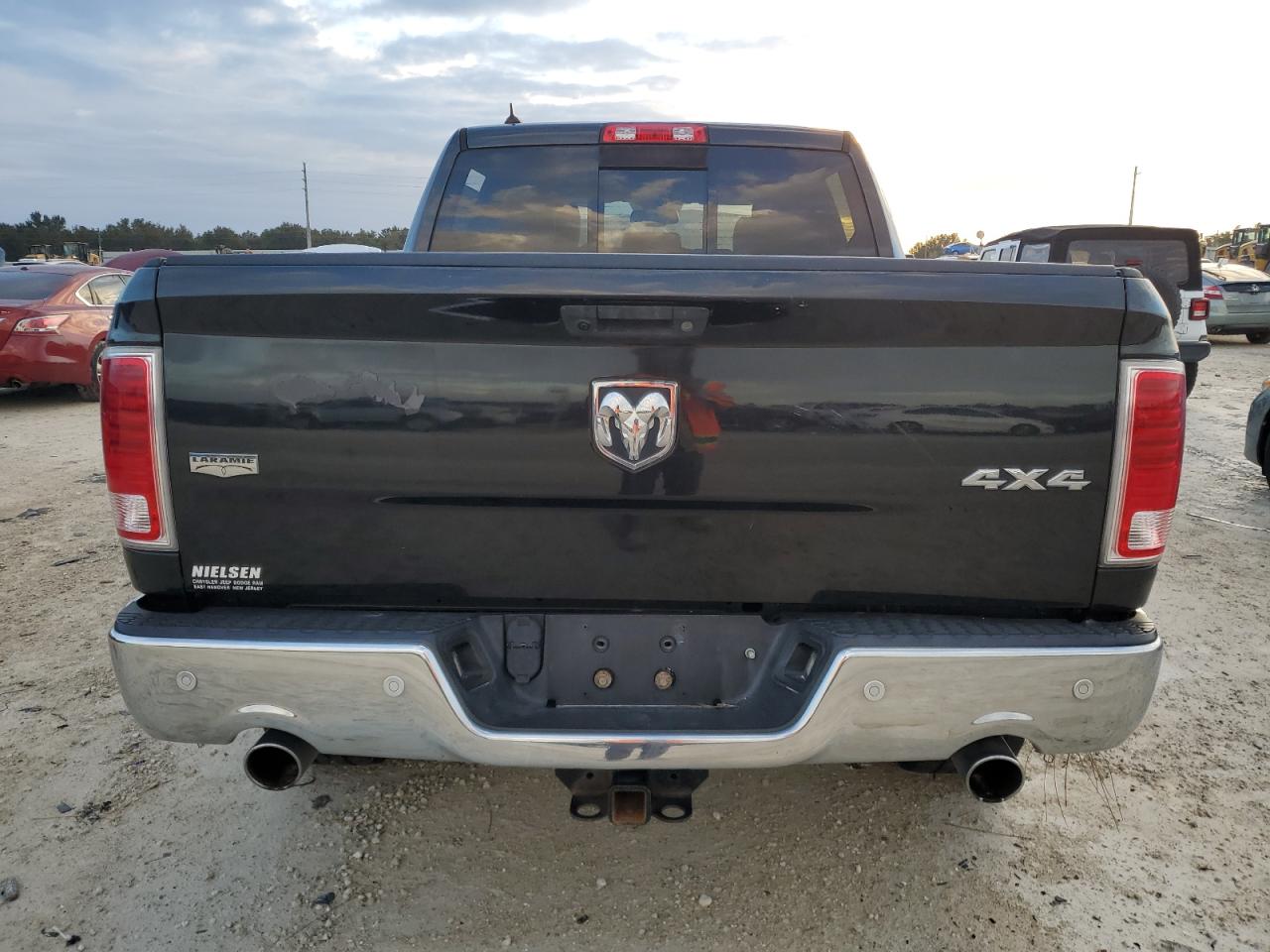 2018 Ram 1500 Laramie VIN: 1C6RR7NT7JS238191 Lot: 75101114