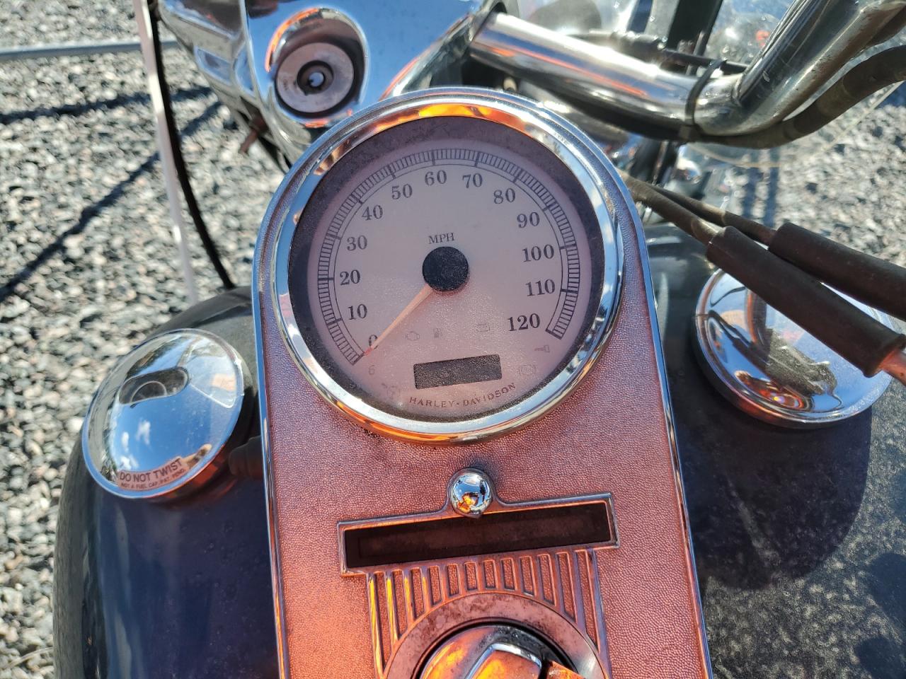 2004 Harley-Davidson Flhri VIN: 1HD1FBW144Y722284 Lot: 74697294