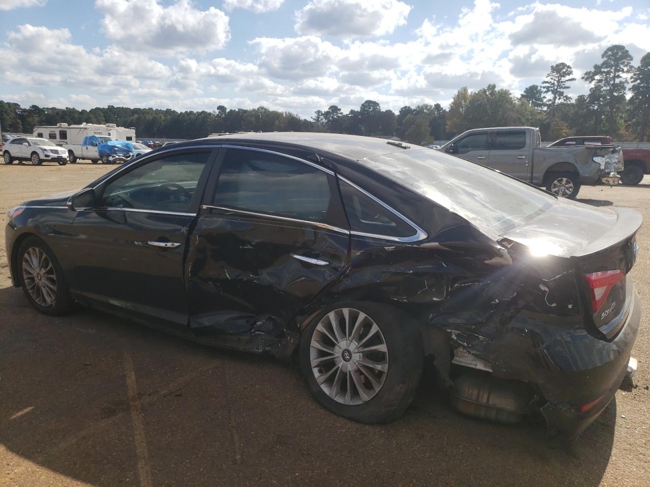 2015 Hyundai Sonata - Image 2