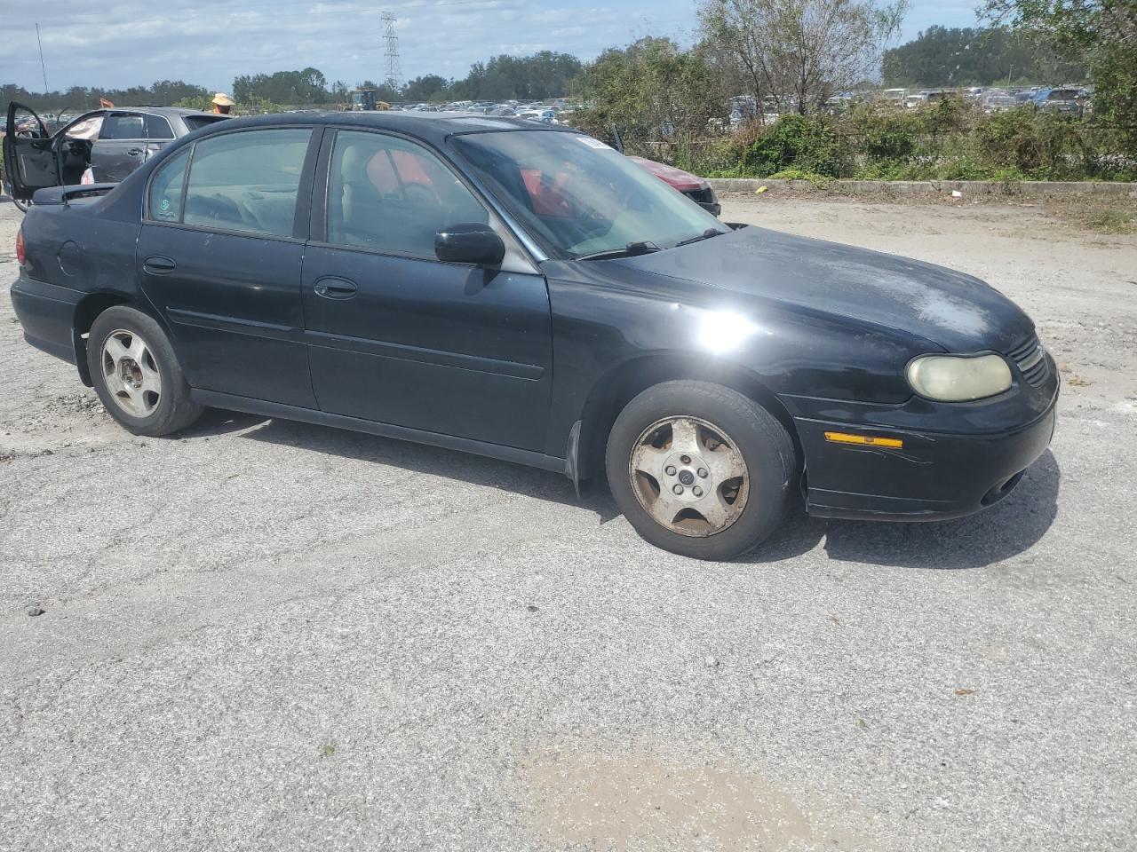2002 Chevrolet Malibu - Image 4