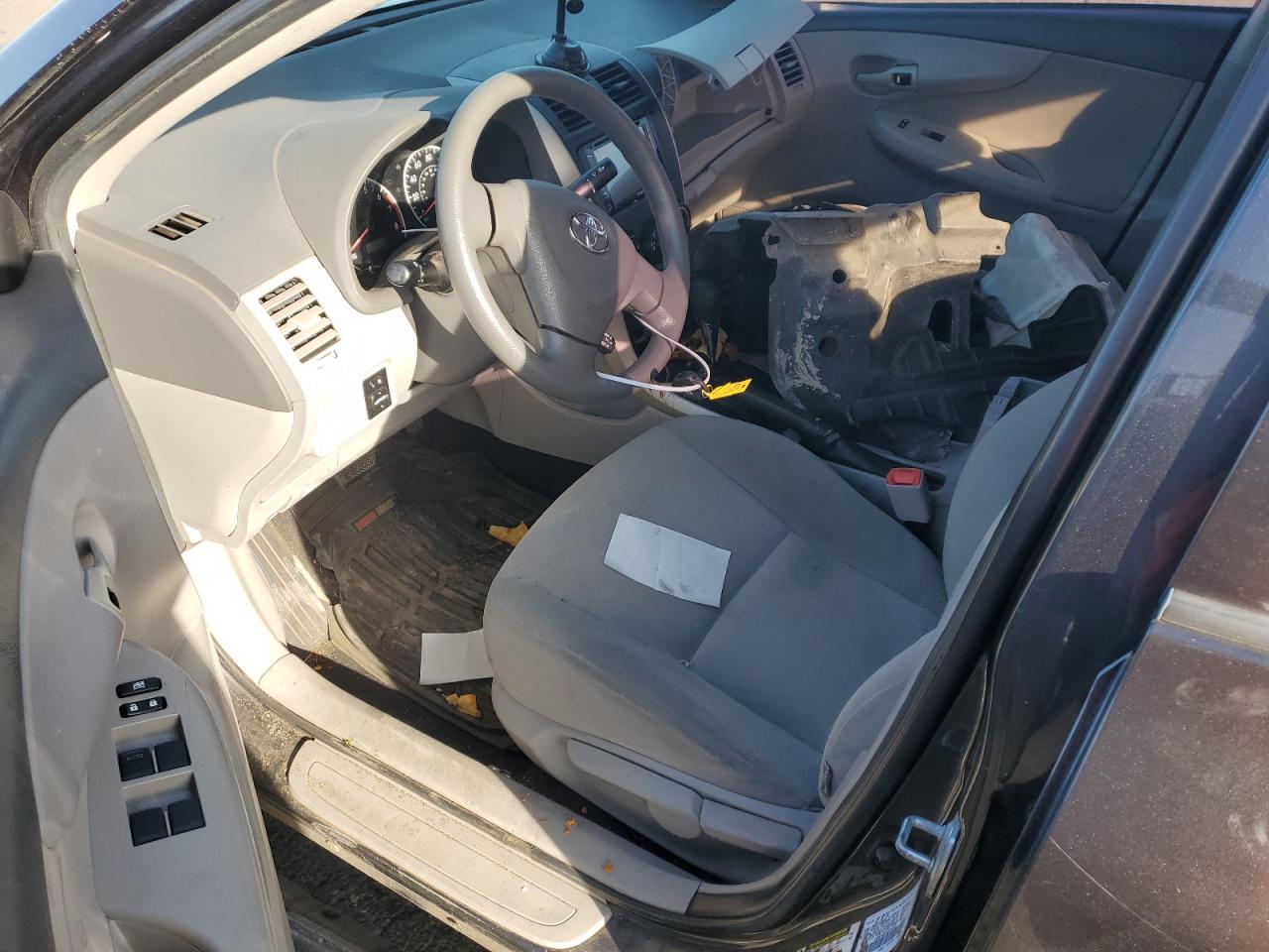 2009 Toyota Corolla - Image 8