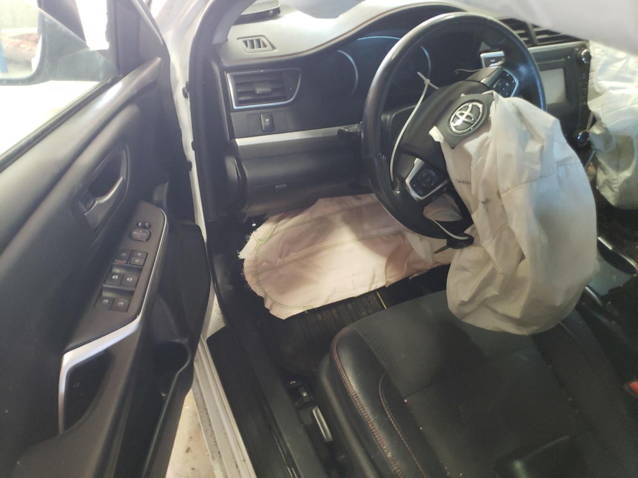 2017 Toyota Camry - Image 8