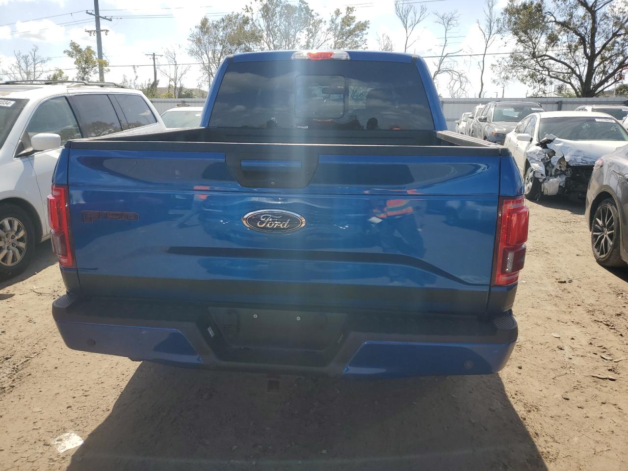 1FTEW1CGXHFC56822 2017 Ford F150 Supercrew