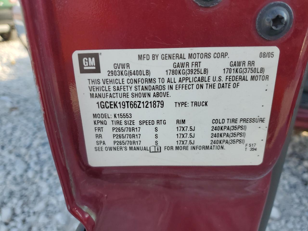 2006 Chevrolet Silverado - Image 12