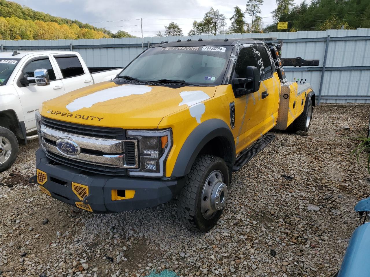 2017 Ford F550 Super Duty VIN: 1FD0X5HT6HED81399 Lot: 74439254