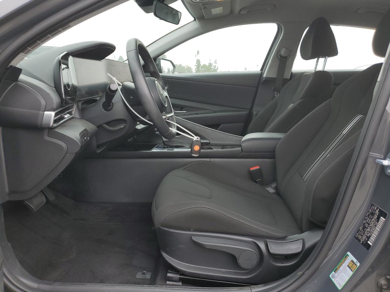 2023 Hyundai Elantra - Image 7