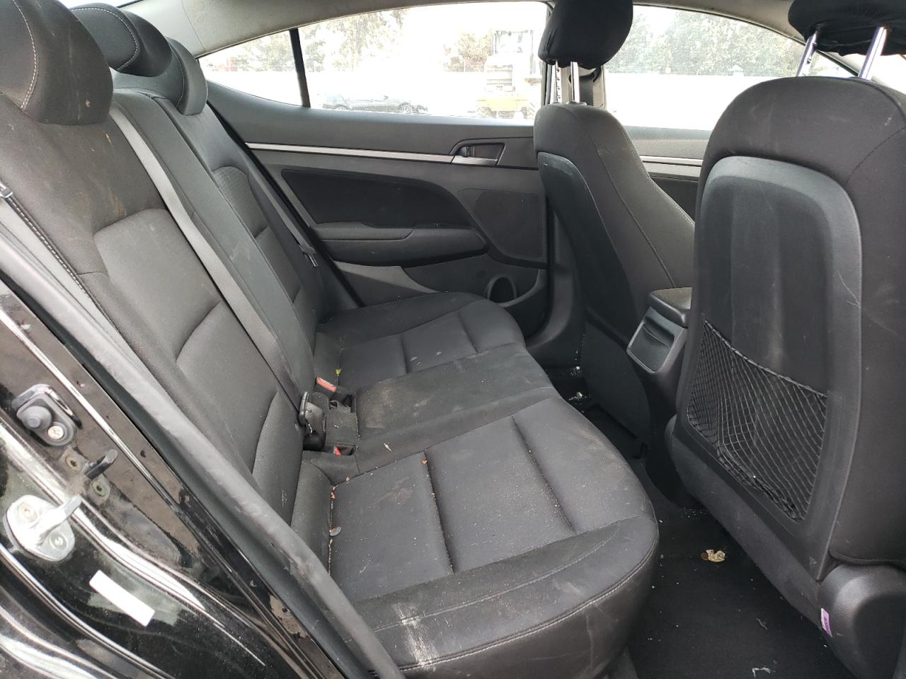 2018 Hyundai Elantra - Image 10