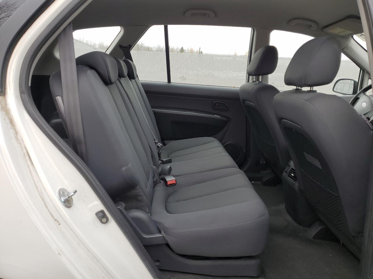 2012 Kia Rondo VIN: KNAHG8A85C7398123 Lot: 78686244