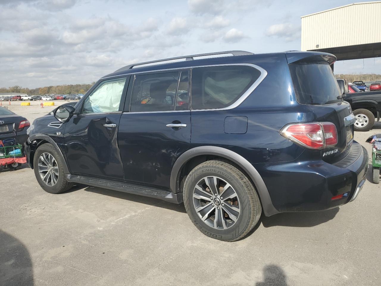 JN8AY2NCXK9587838 2019 NISSAN ARMADA - Image 2