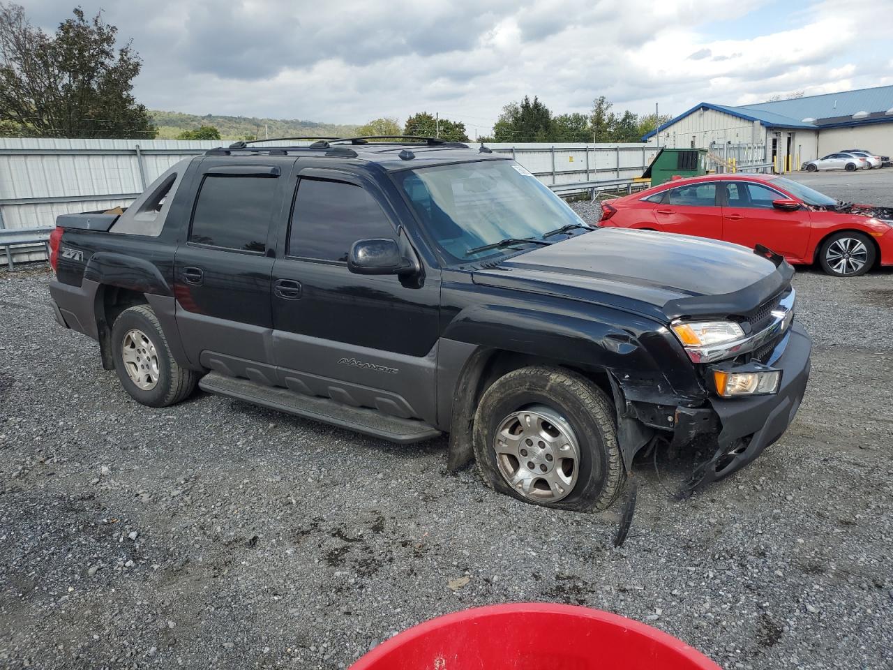 2004 Chevrolet Avalanche - Image 4