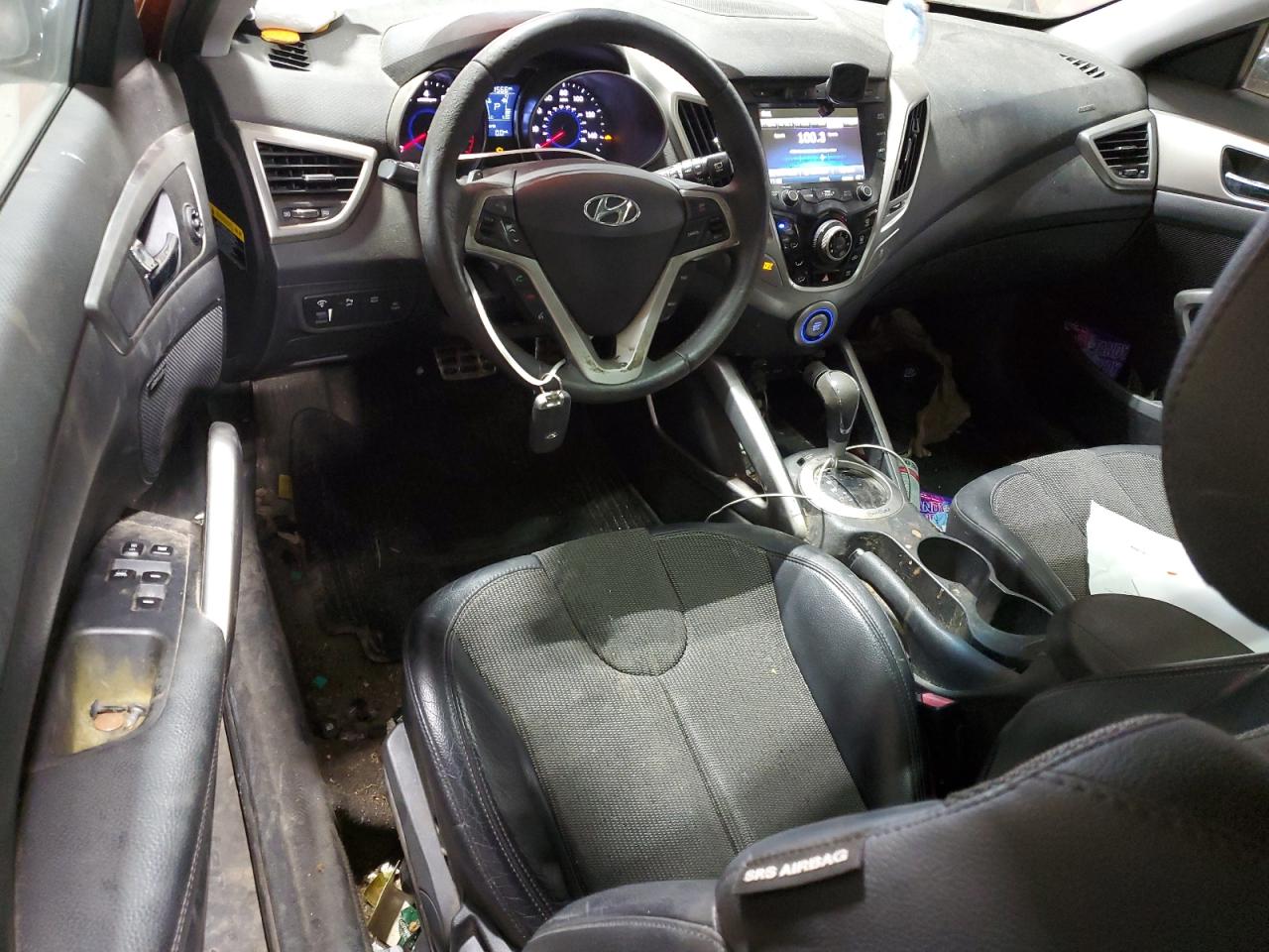 KMHTC6AD8CU030686 2012 Hyundai Veloster