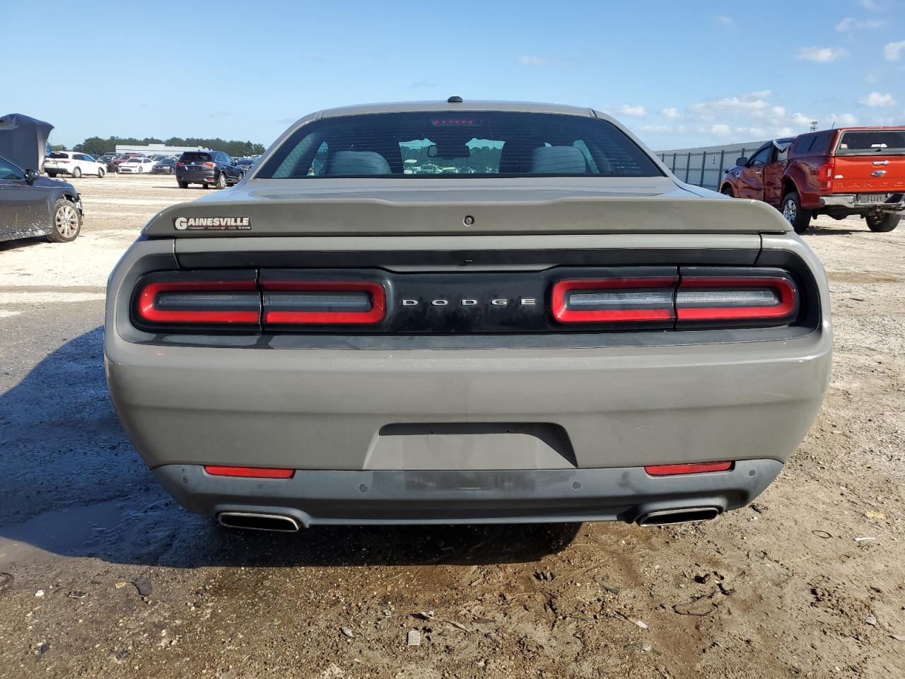 2018 Dodge Challenger Sxt VIN: 2C3CDZAG0JH219107 Lot: 74594714