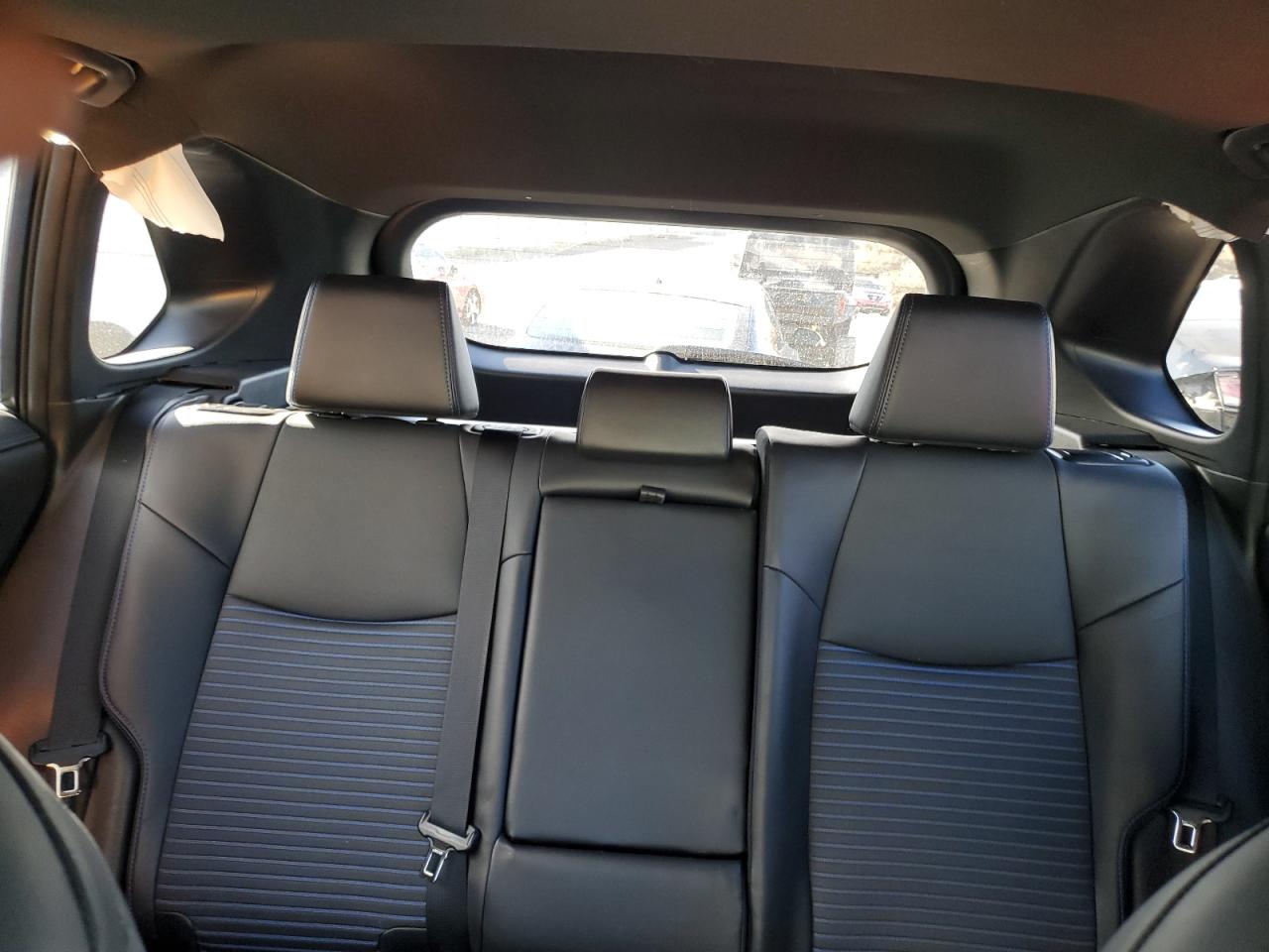2023 Toyota RAV 4 - Image 10