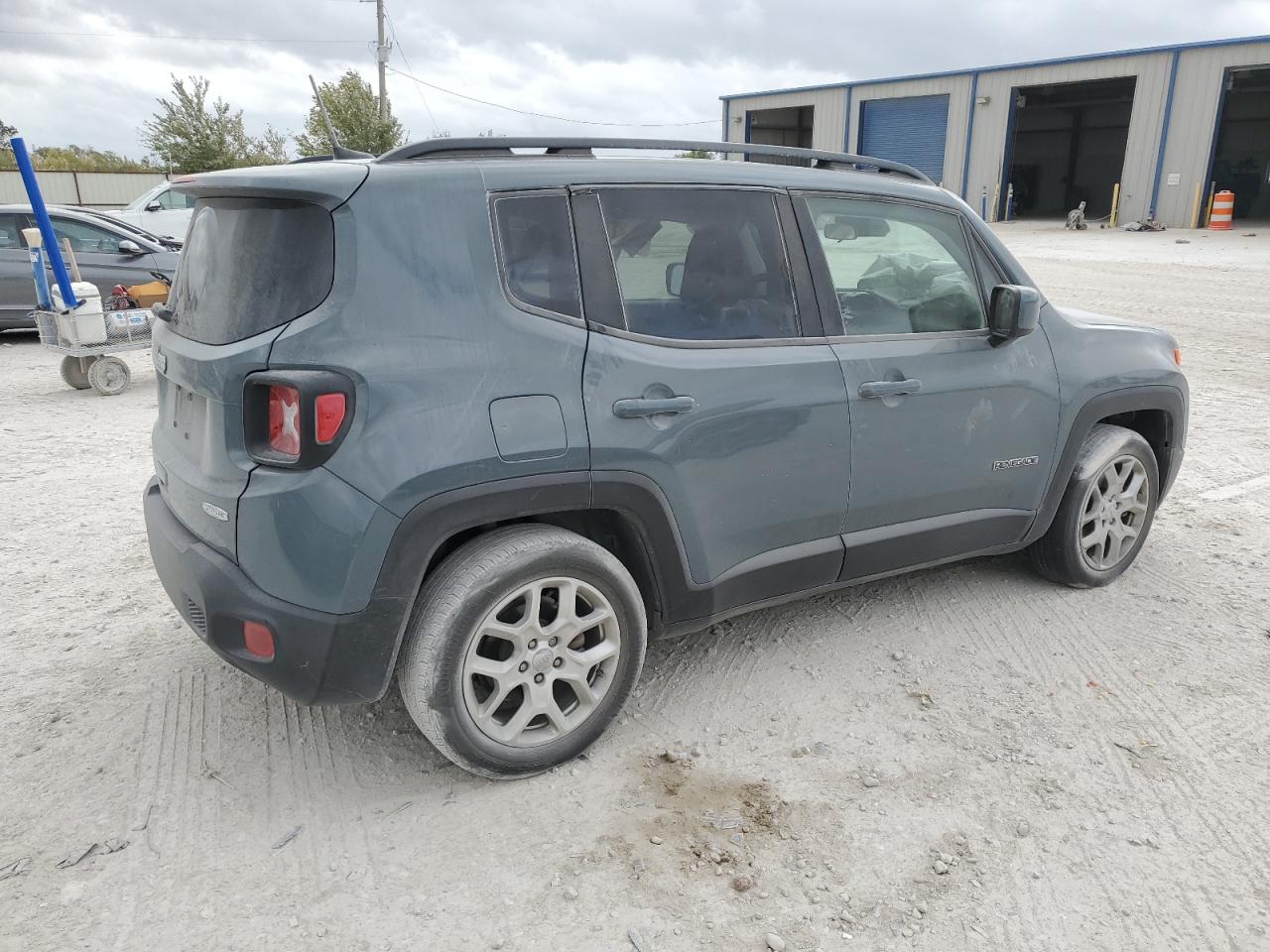 2018 Jeep Renegade - Image 3