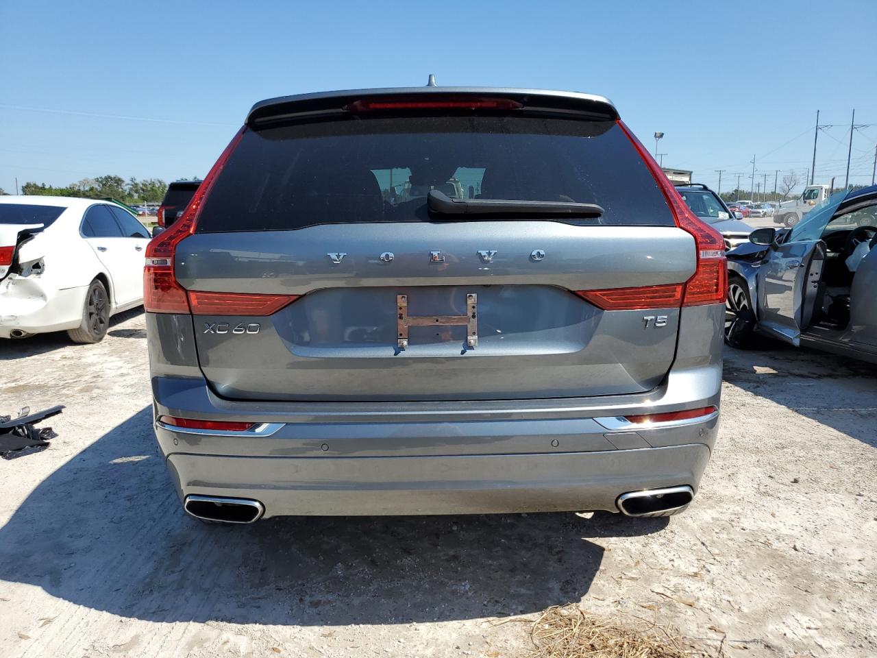 2021 Volvo Xc60 T5 Inscription VIN: YV4102DL5M1765402 Lot: 75360164