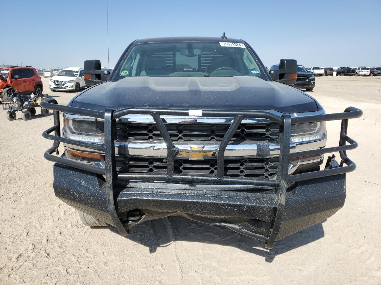 2016 Chevrolet Silverado - Image 5