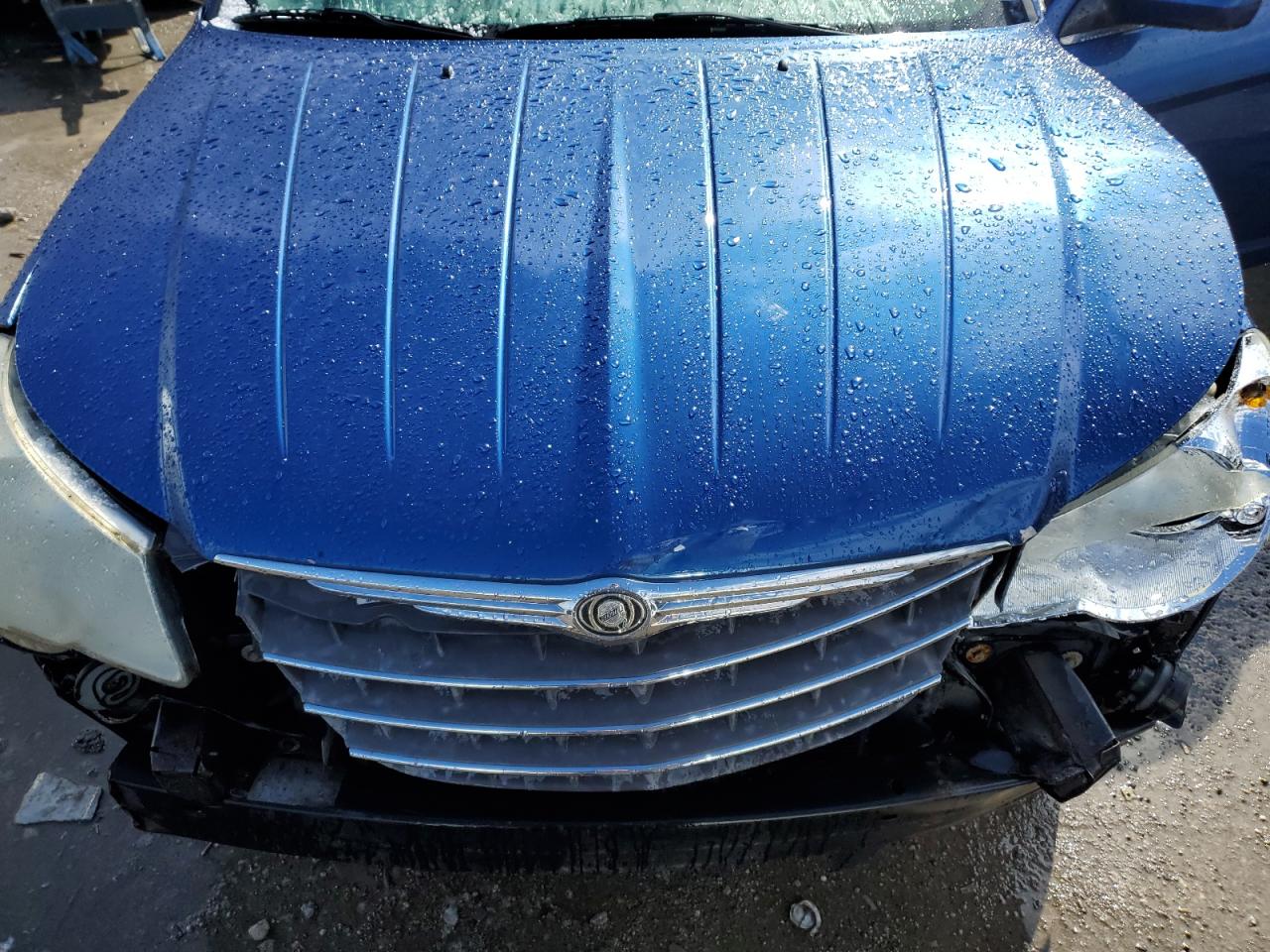 2009 Chrysler Sebring - Image 11