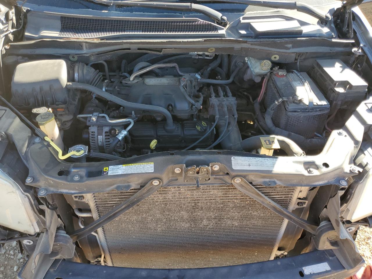 2010 Chrysler Town & Country - Image 13