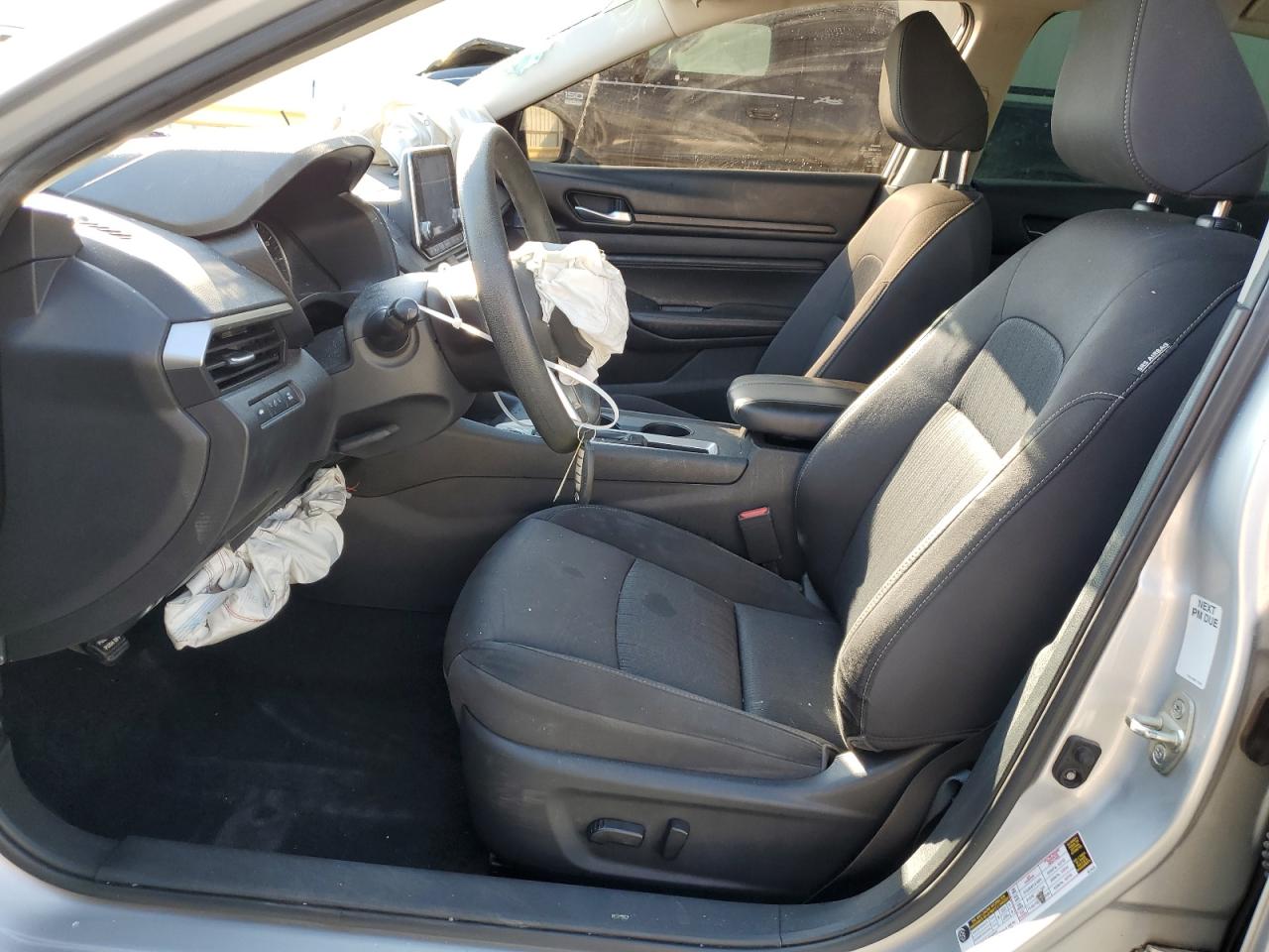 2020 Nissan Altima - Image 7