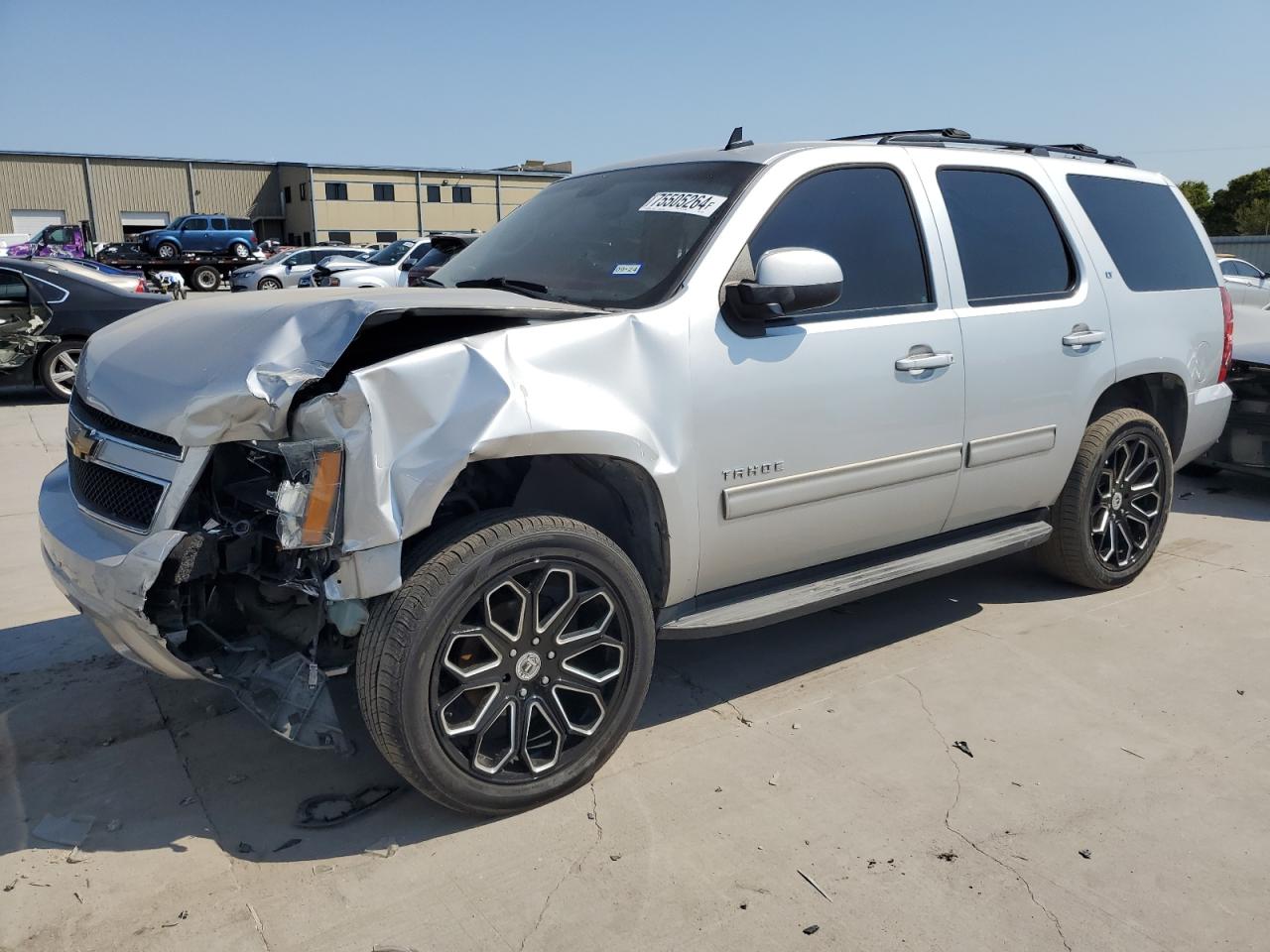 VIN 1GNSCBE01DR147666 2013 CHEVROLET TAHOE no.1