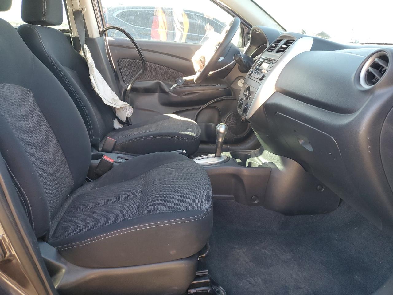 2015 Nissan Versa - Image 7