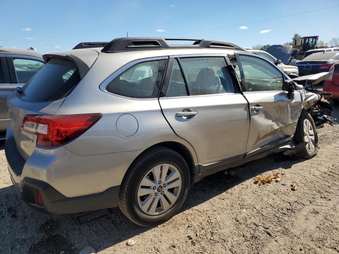 4S4BSAAC7J3260960 2018 Subaru Outback 2.5I