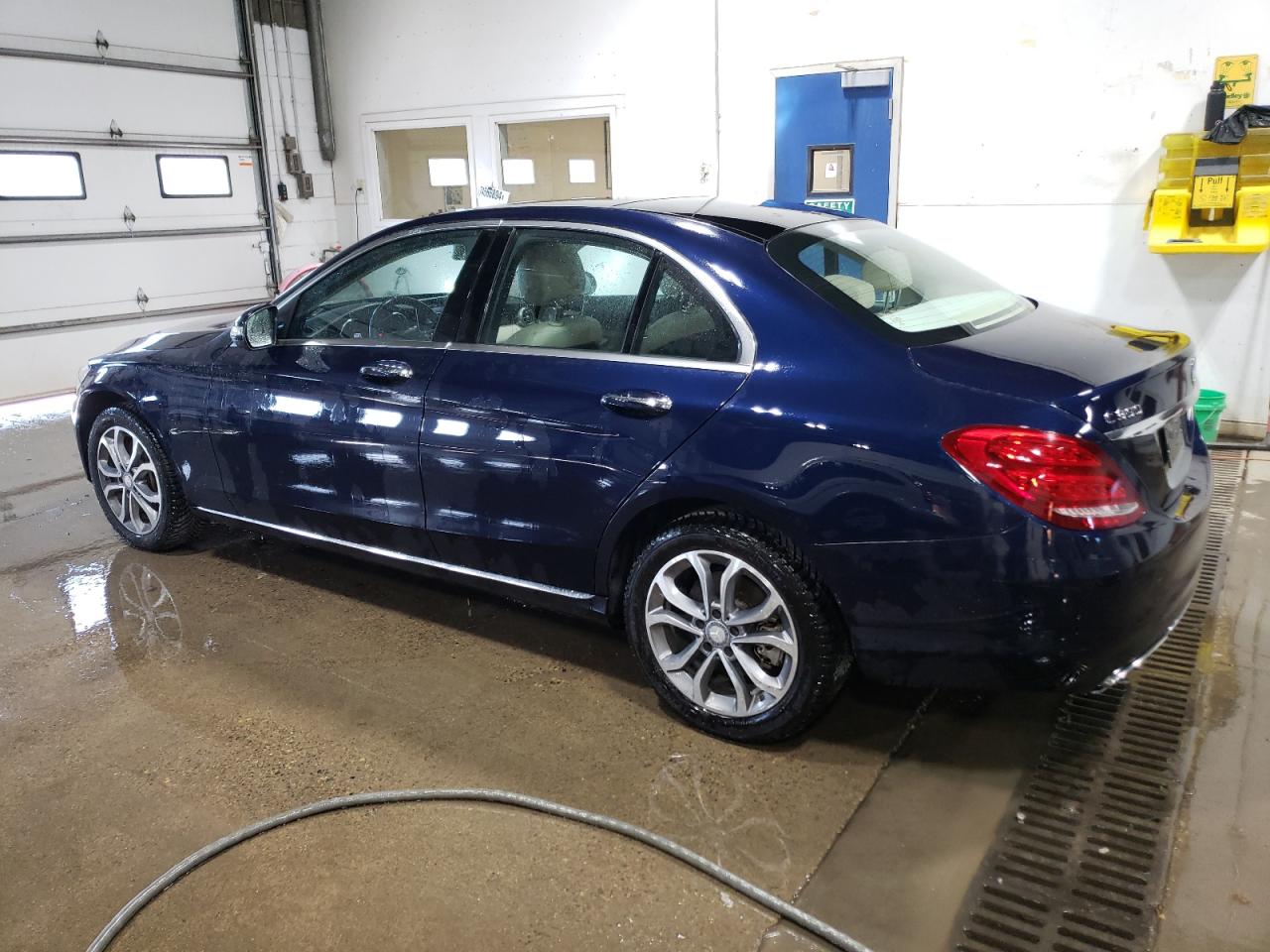 2015 Mercedes-Benz C-klasse - Image 2