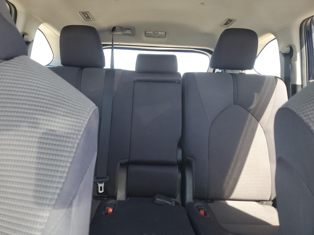 2020 Toyota Highlander - Image 10