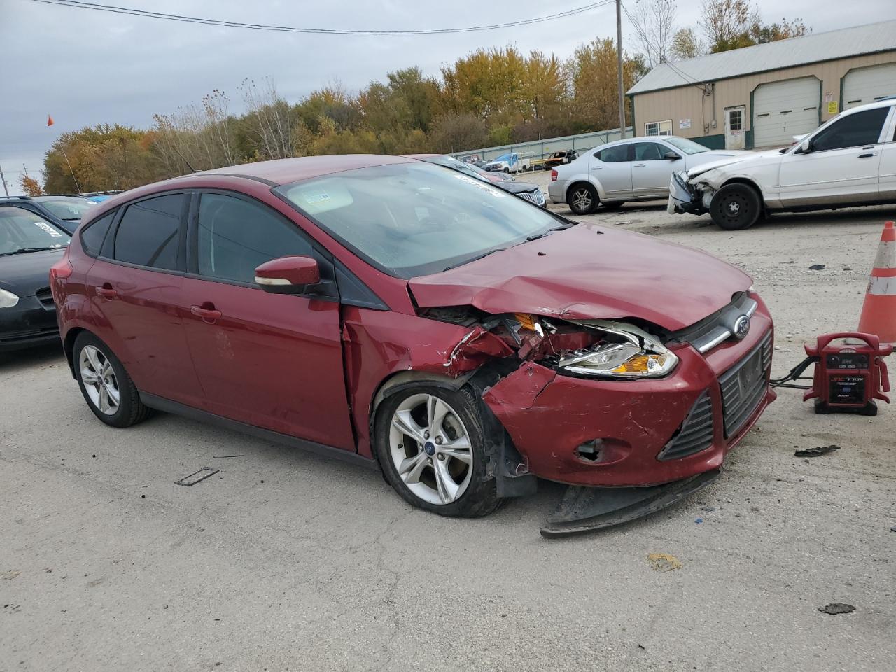 VIN 1FADP3K29EL375930 2014 FORD FOCUS no.4