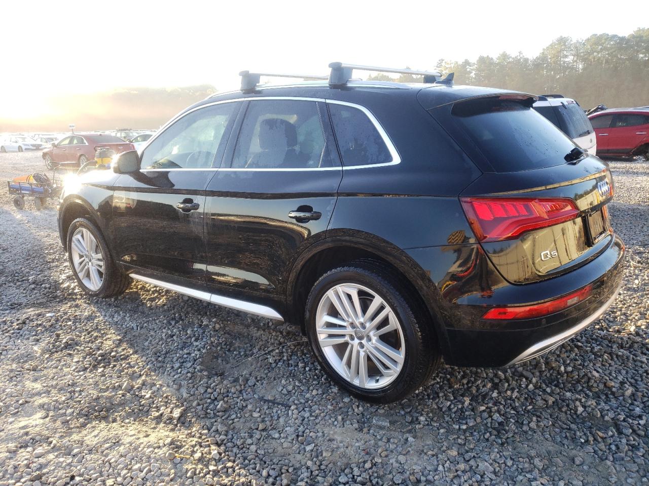 VIN WA1BNAFY3J2210346 2018 AUDI Q5 no.2