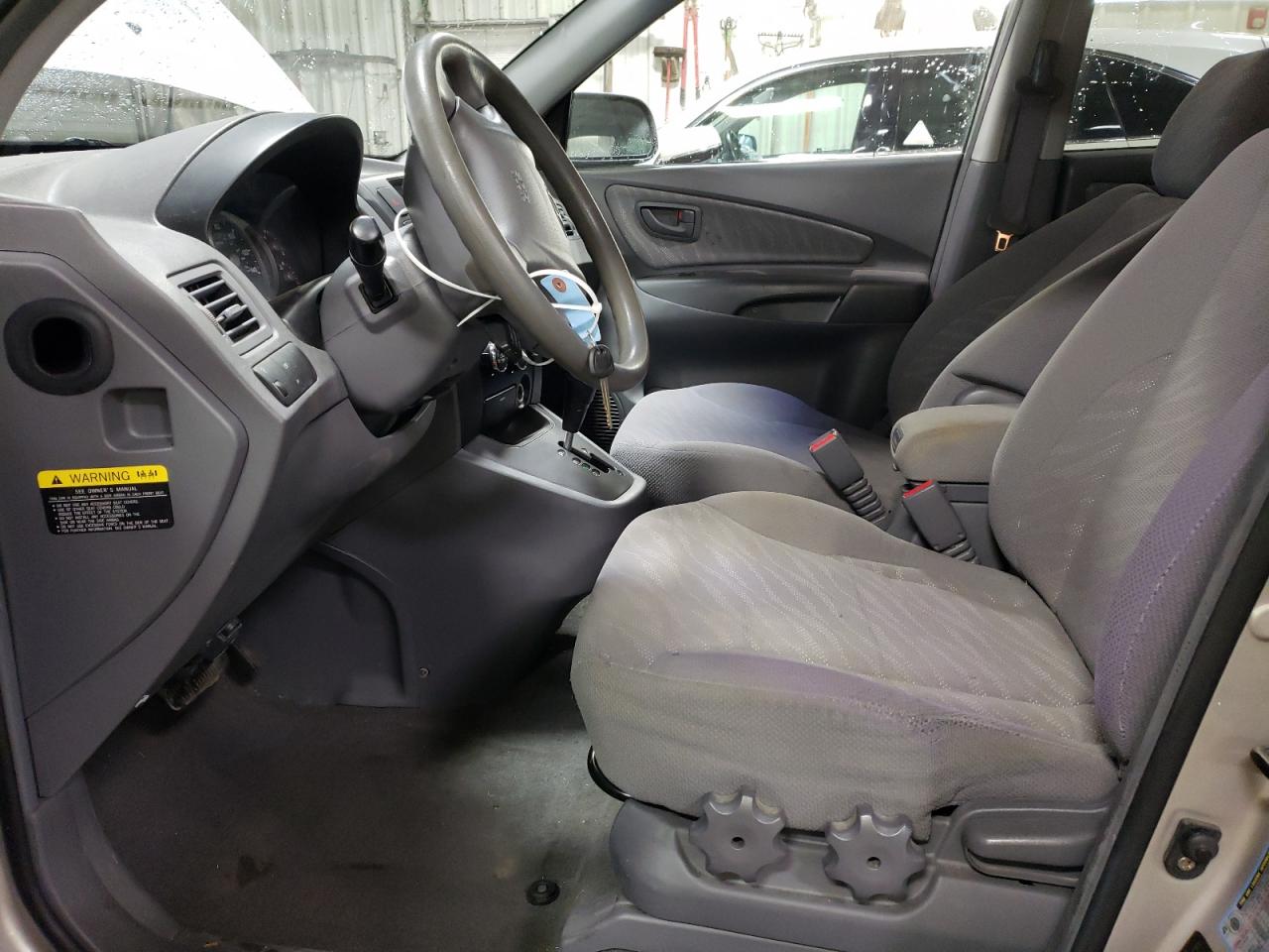 2005 Hyundai Tucson - Image 7