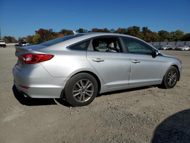  HYUNDAI SONATA 2015 Сріблястий